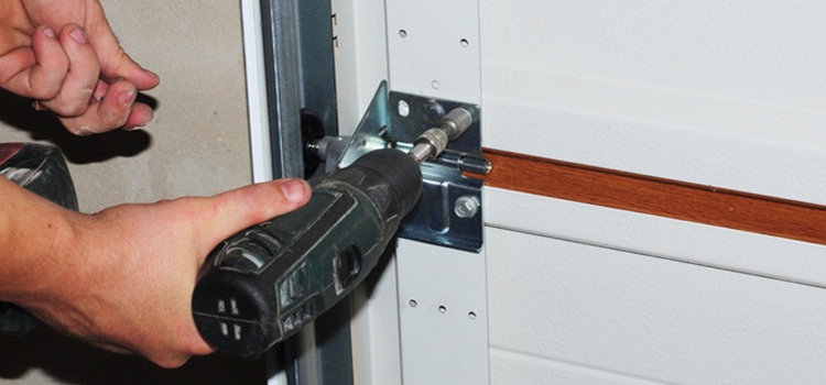 residential garage door service in Swanbourne